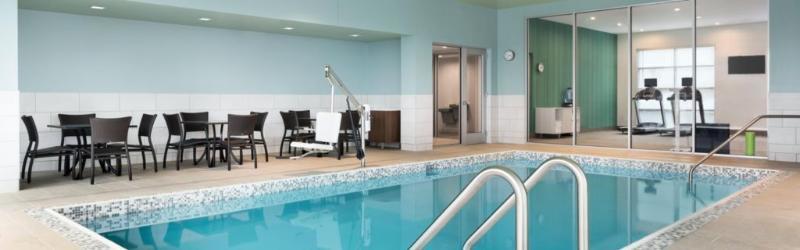 Holiday Inn Express & Suites Duluth North - Miller Hill By Ihg Exterior photo